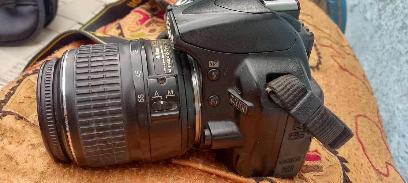 Nikon camera d3100 1