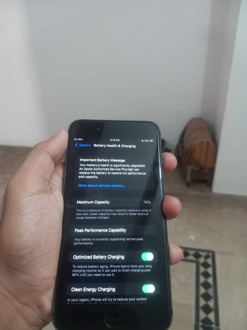 Apple iPhone 8 Plus 3