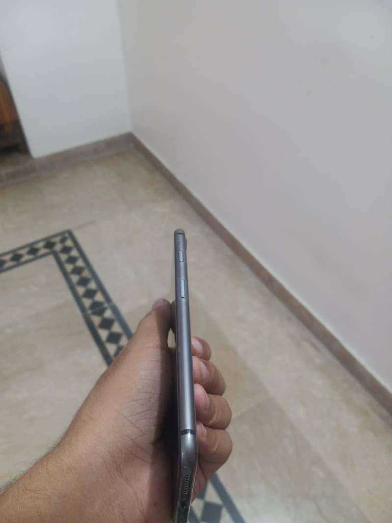 Apple iPhone 8 Plus 8