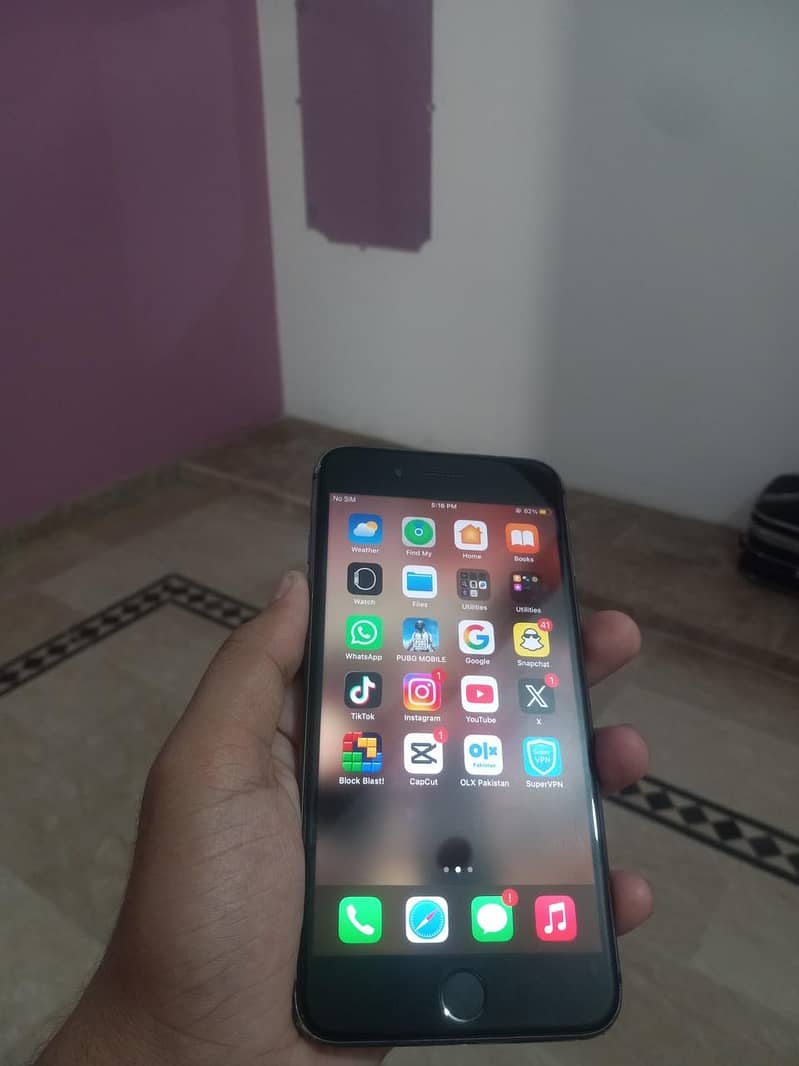 Apple iPhone 8 Plus 10