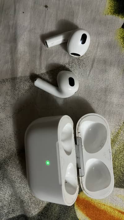 Airpods (3rd Generation) lightening
