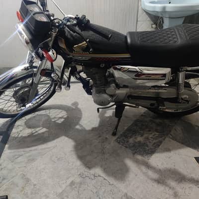 Honda CG 125 2024/25 special edition