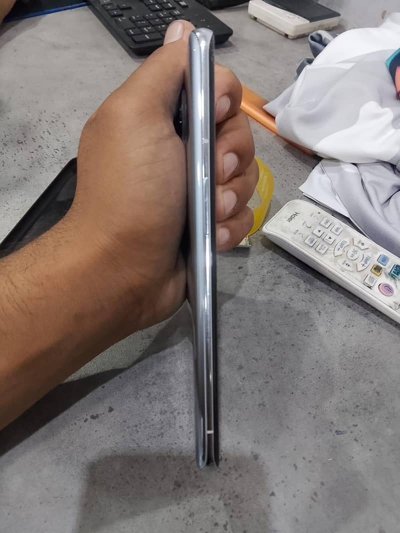 One Plus 9 Pro 5
