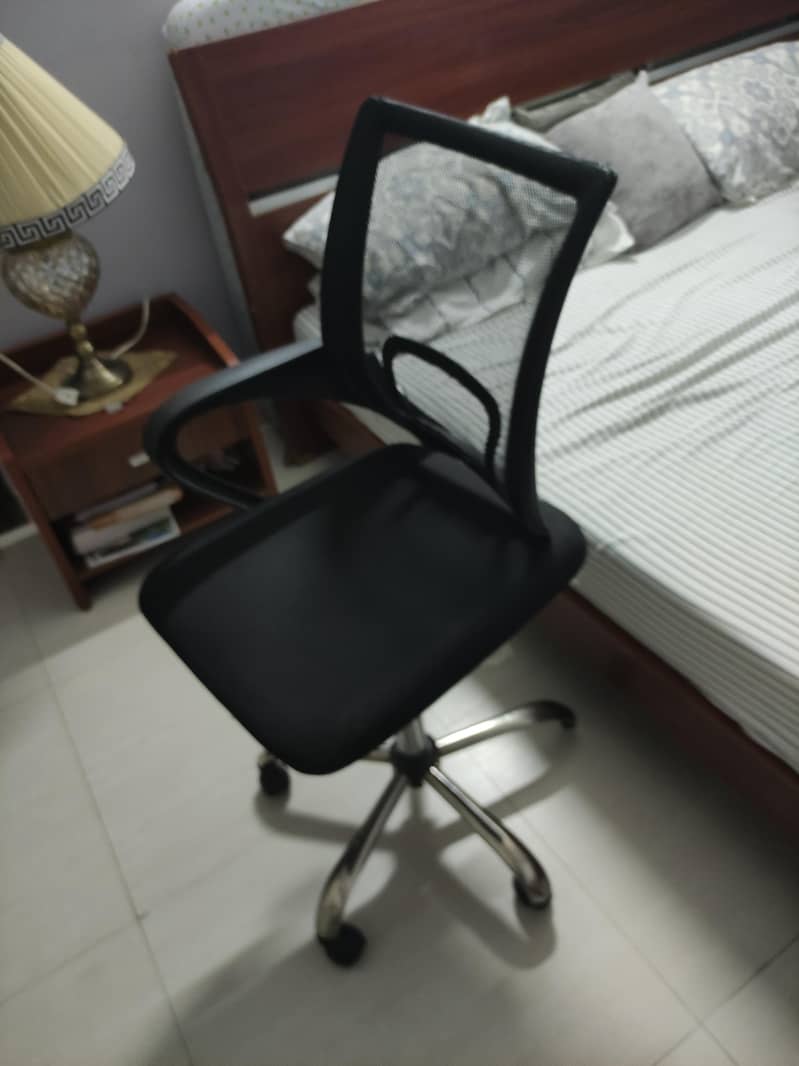 computer chair 0