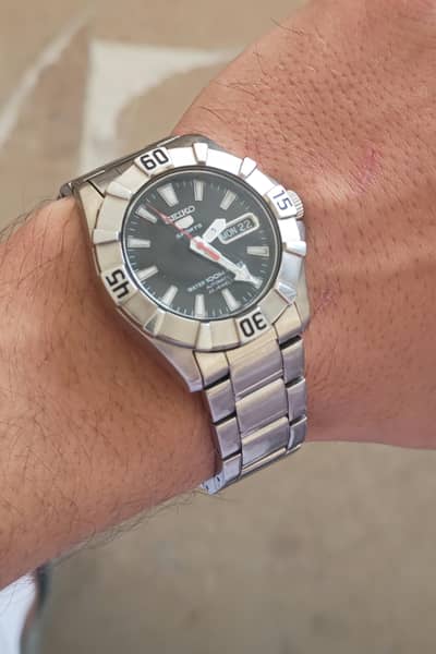 Original Seiko 5 Sports Automatic (Model SNZF57) - 23 Jewels