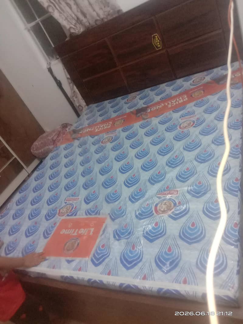 bed matress 1