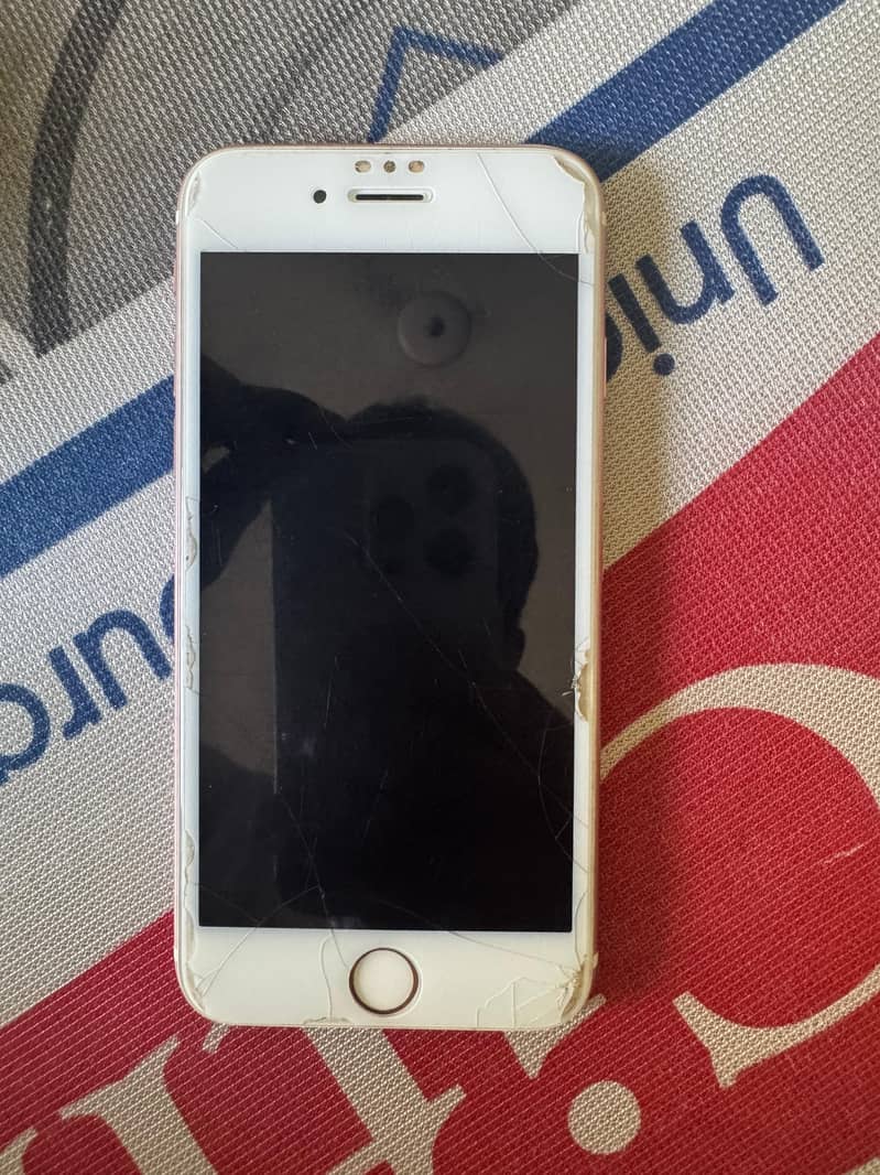 Apple iPhone 6S 1