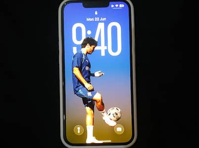 Apple iPhone 13