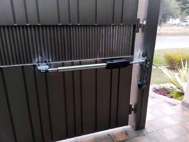 Automatic Swing Sliding Gate Motor/Auto Sensor Door/Rolling Shutter 4