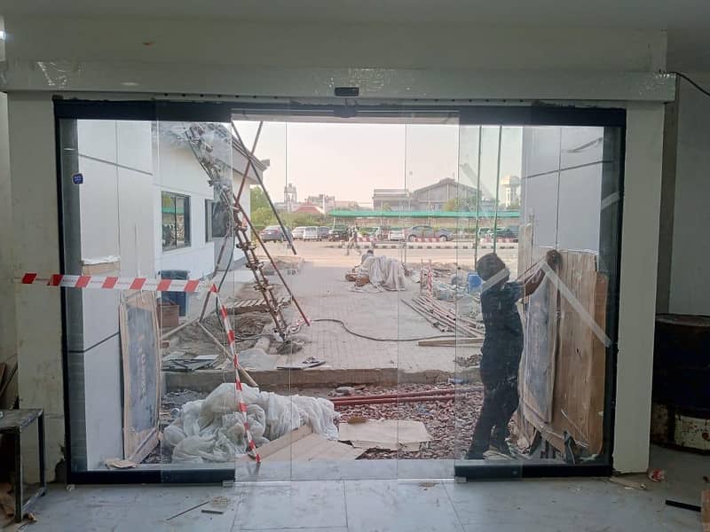 Automatic Swing Sliding Gate Motor/Auto Sensor Door/Rolling Shutter 19