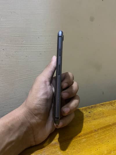 Apple iPhone 8
