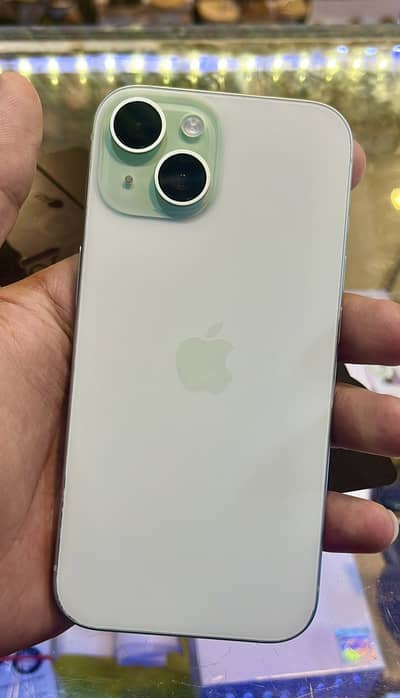 Apple iPhone 15