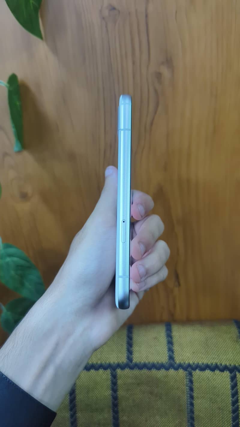 Google Pixel 8a 2