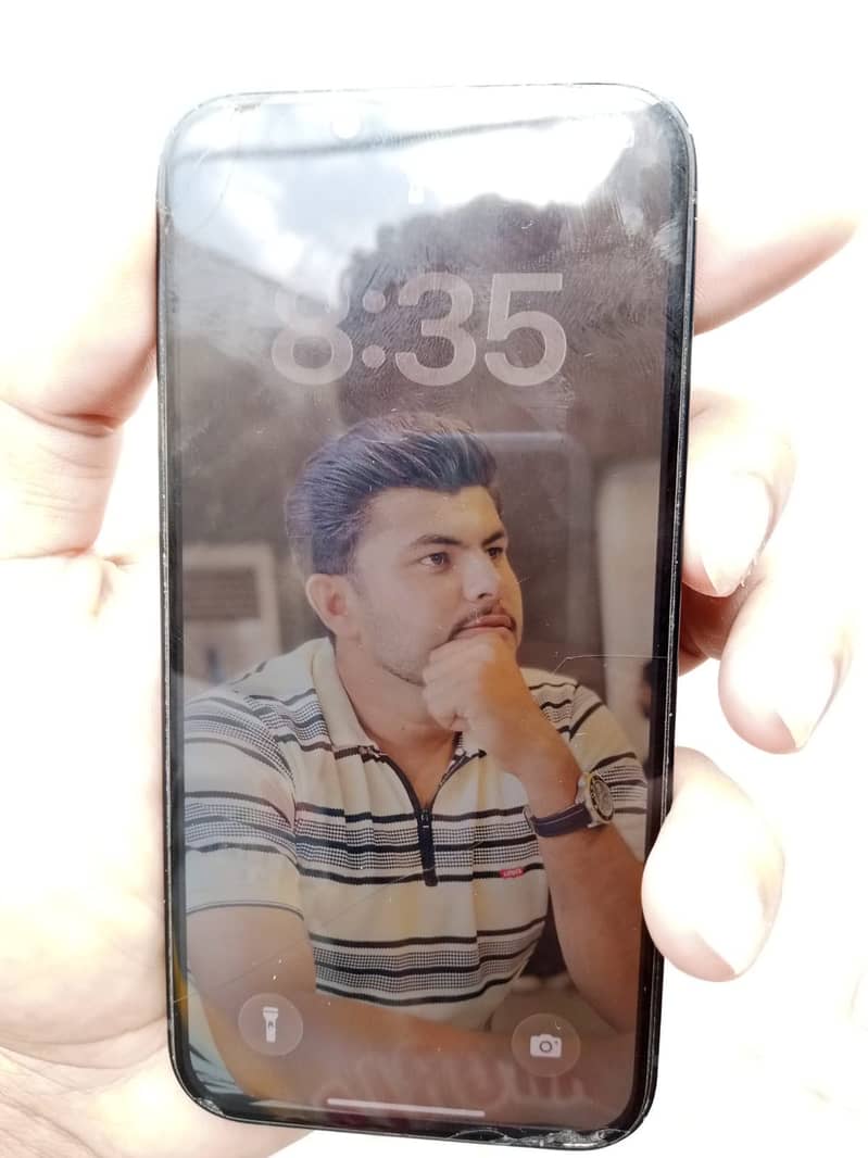 iPhone 13 1