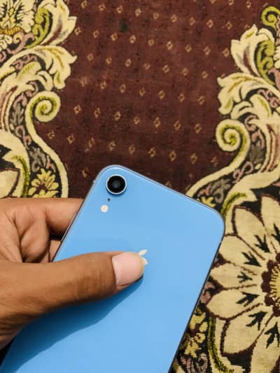 iPhone XR 128 gb factory unlocked