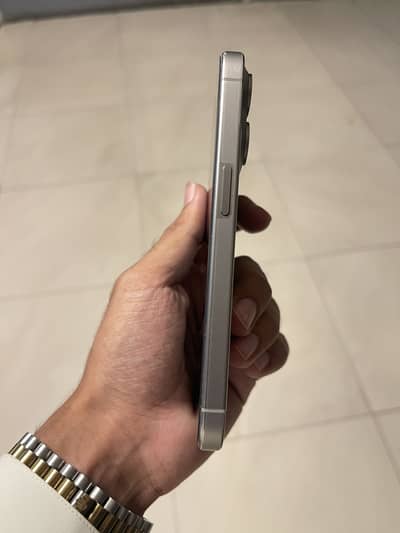 Apple iPhone 15 Pro