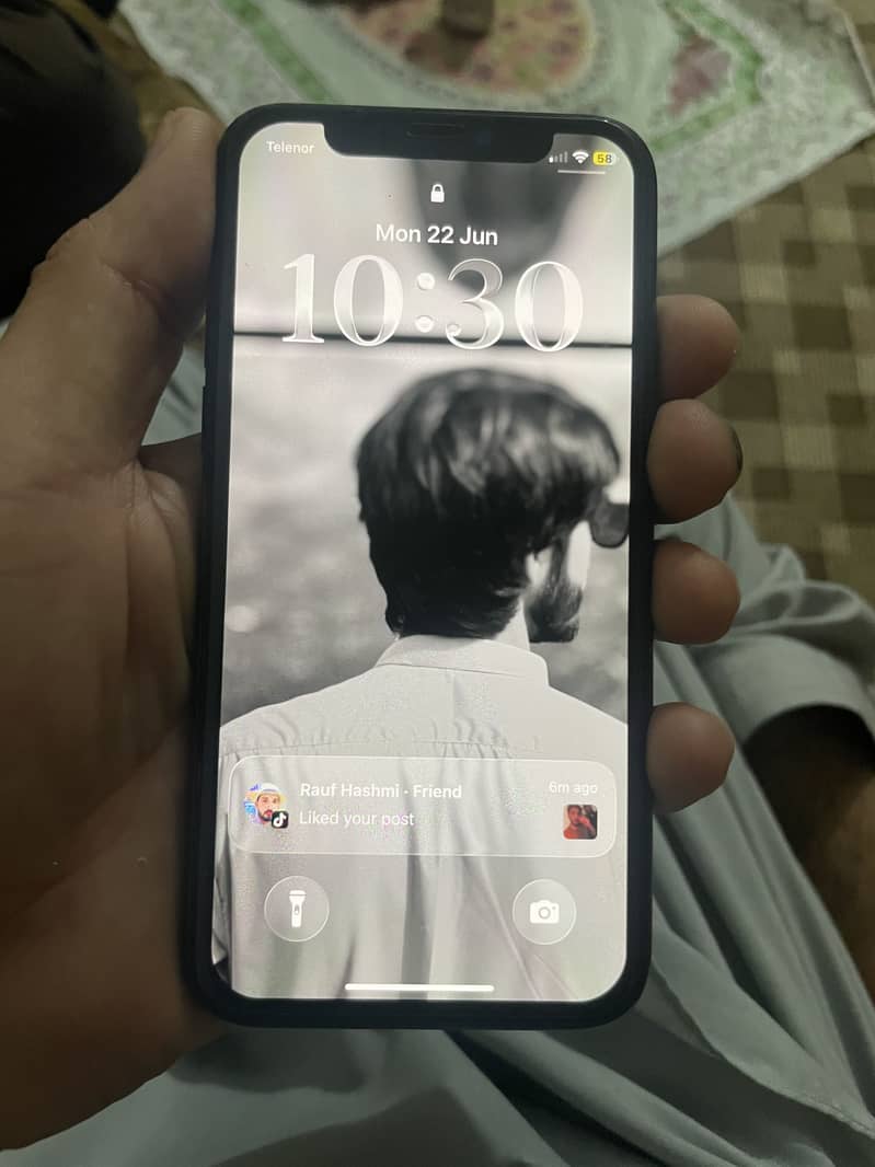 Apple iPhone 11 Pro 2