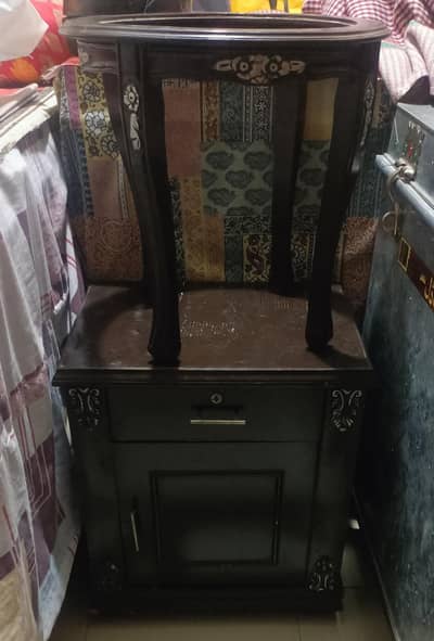 2 side table and 1 round table