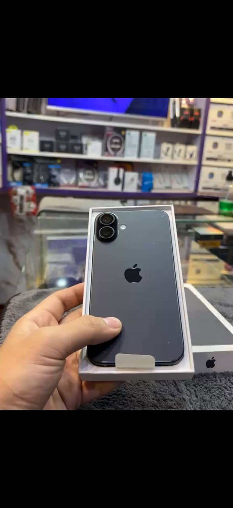 Apple iPhone 16 Plus 1