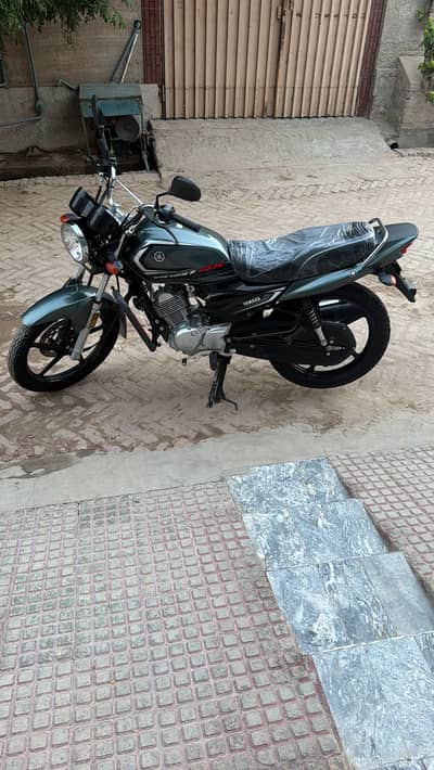 Yamaha YBZ DX 2025 brand New first owner bike