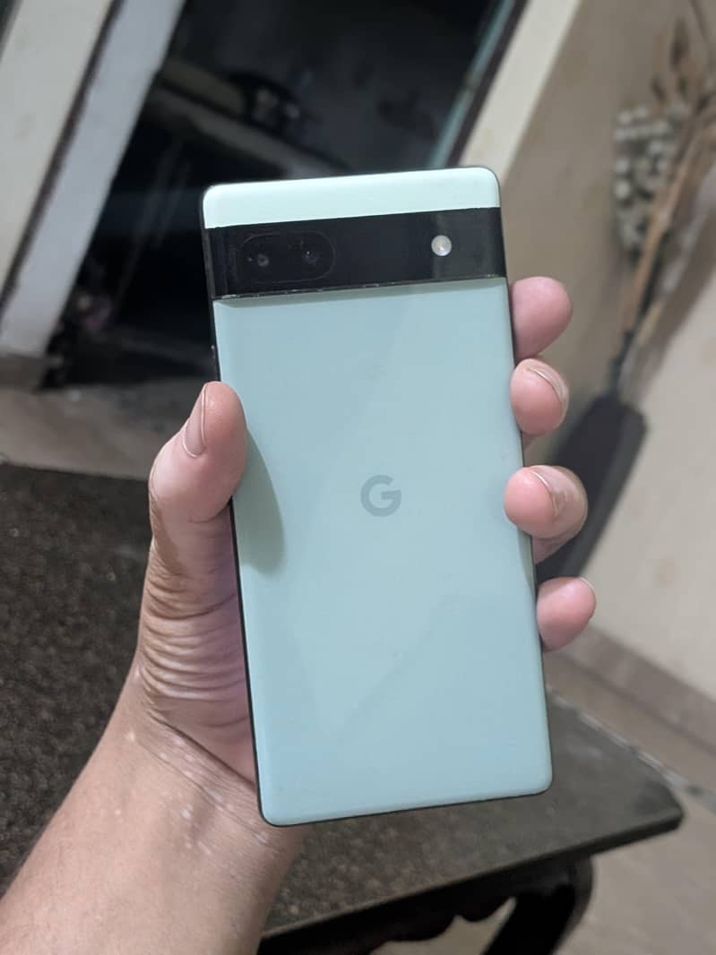 Google Pixel 6a 4