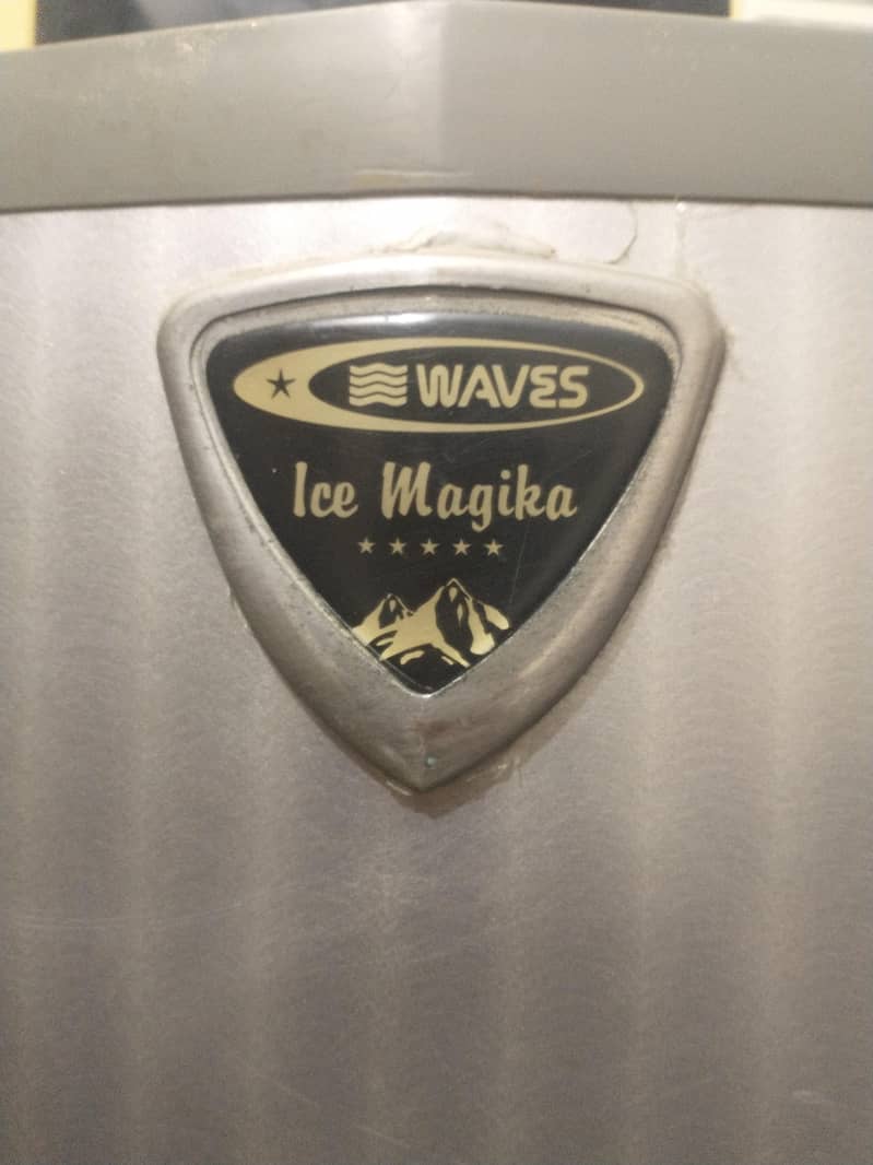 waves refrigerator 0
