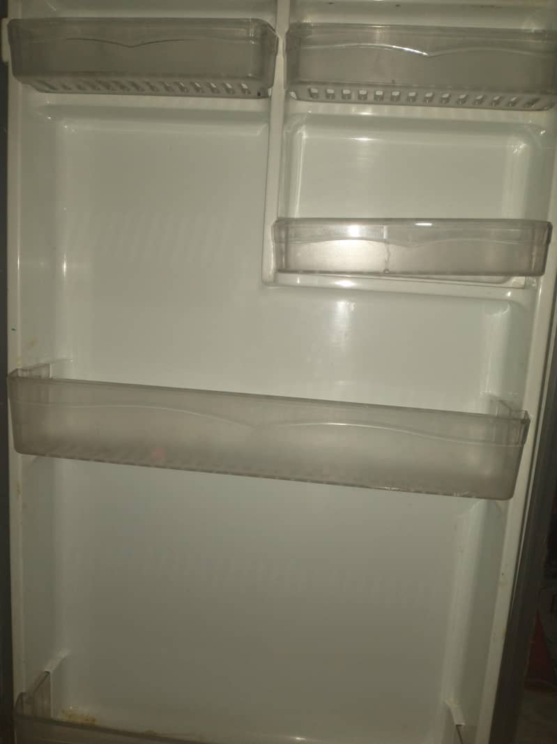 waves refrigerator 3