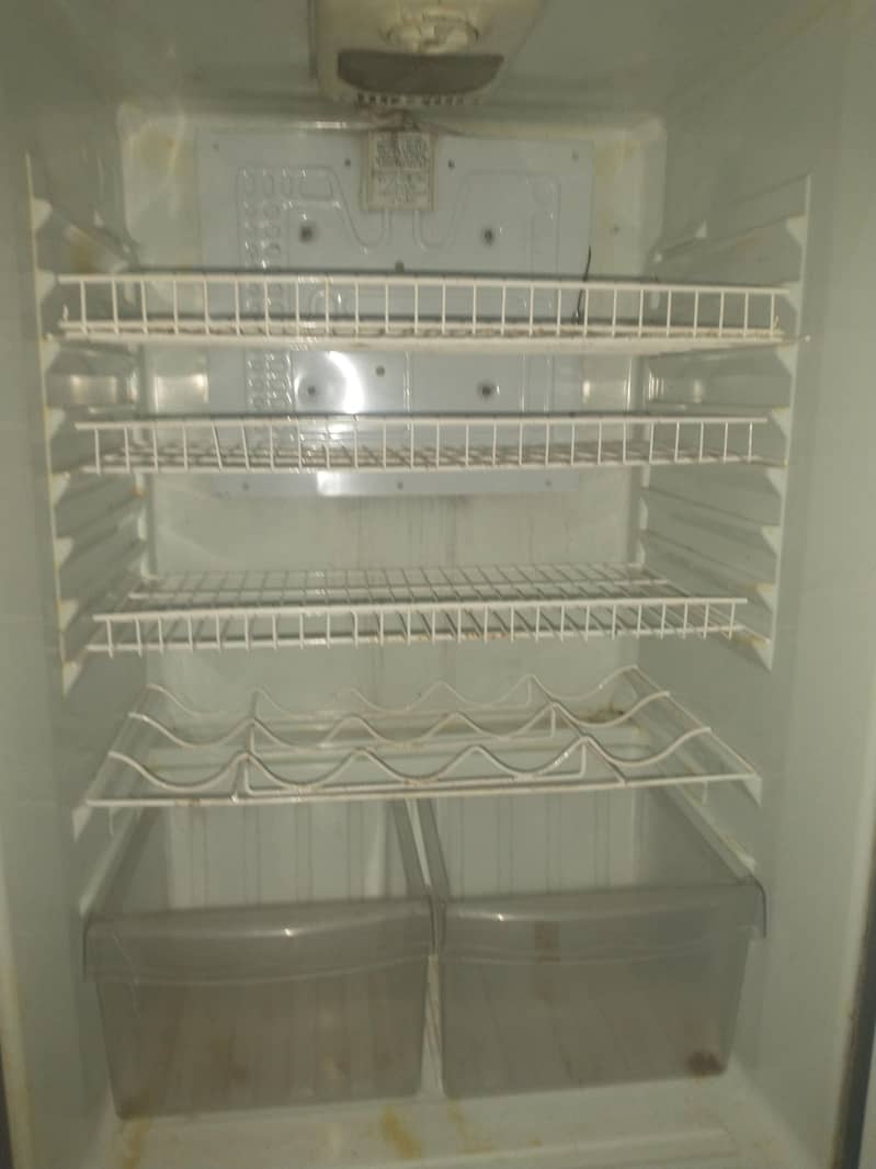 waves refrigerator 4
