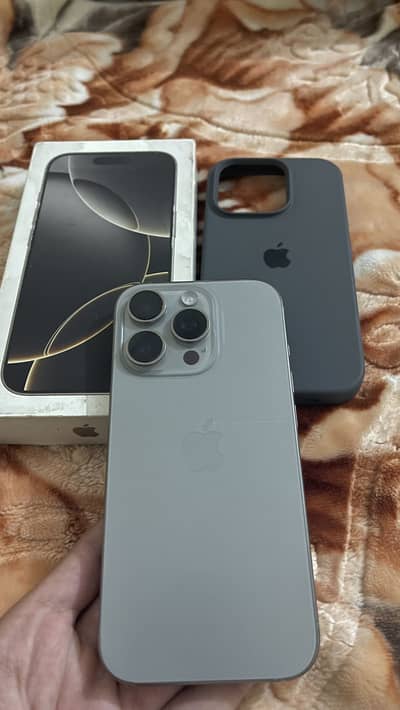 Apple iPhone 16 Pro Factory unlock
