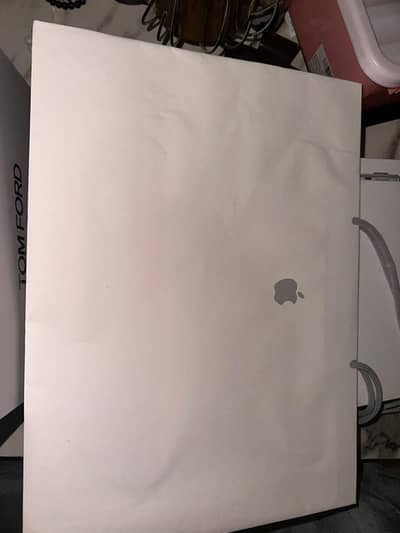 Apple MacBook air m5 13 inch 2026