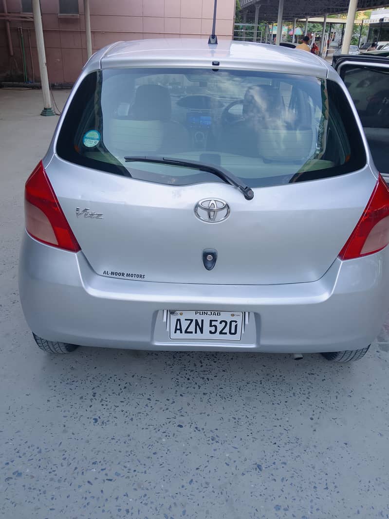 Vitz 2007/12 1