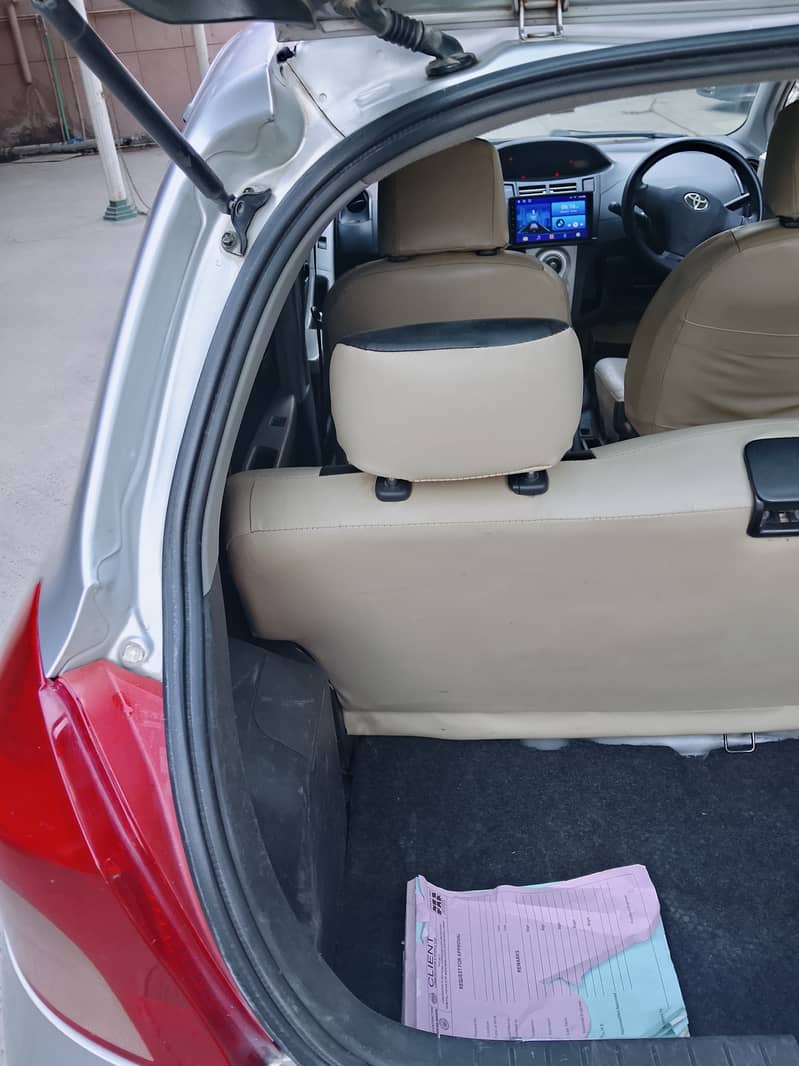 Vitz 2007/12 11
