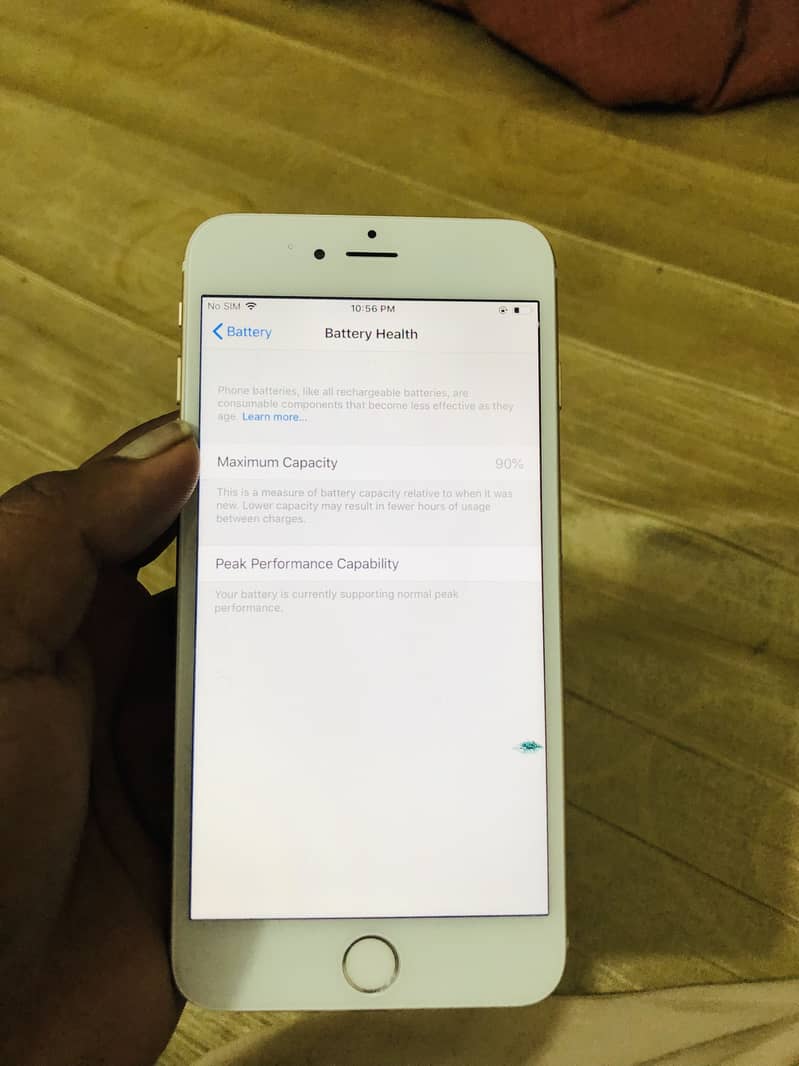 Apple iPhone 6 Plus 1