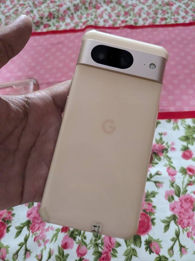 Google Pixel 8 1