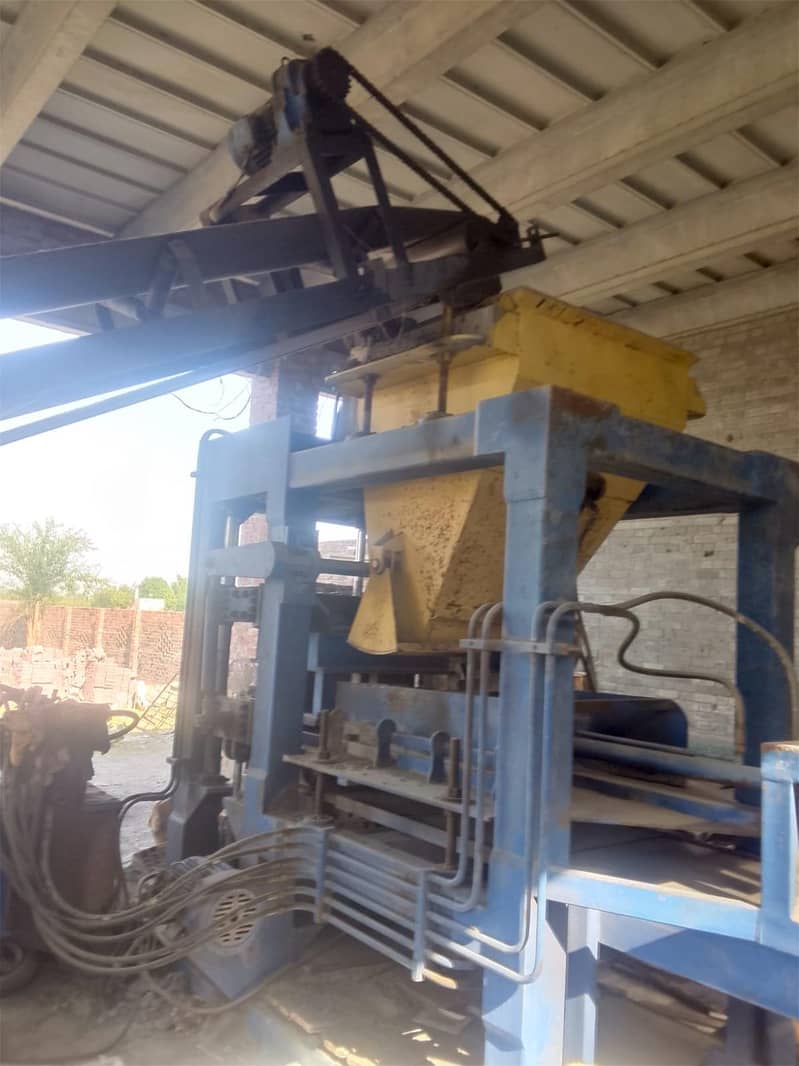 Brick making machine 7