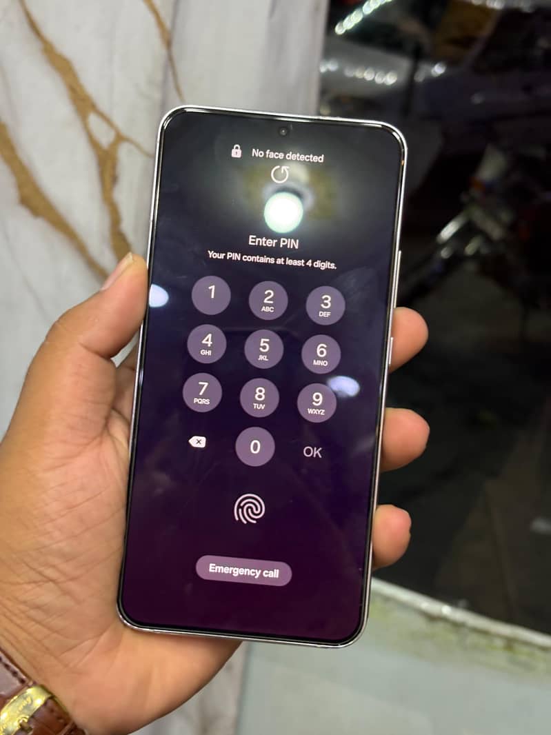 Samsung S22 Plus 4