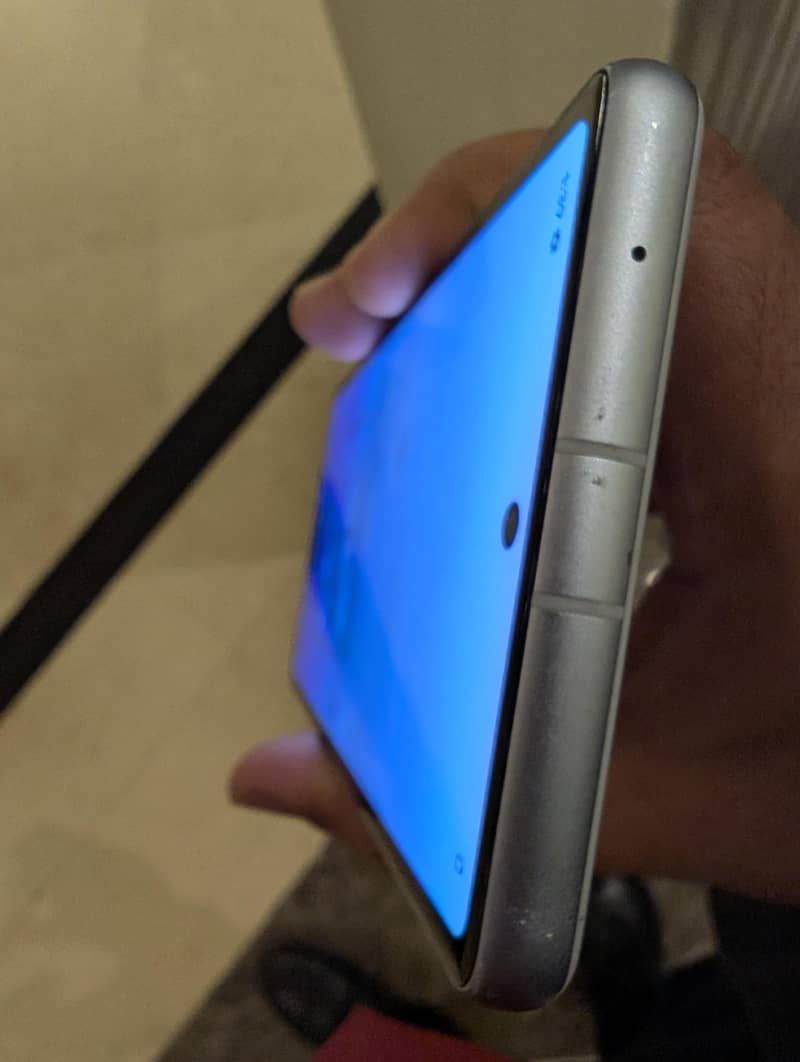 Google Pixel 7a 5