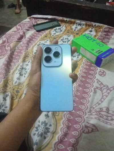 Infinix Hot 40