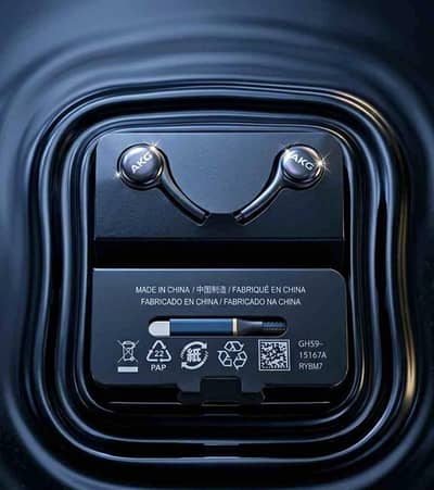 SAMSUNG orignal akg
