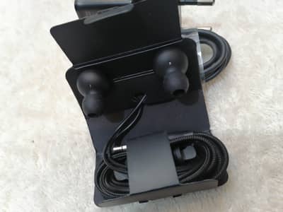 SAMSUNG orignal akg