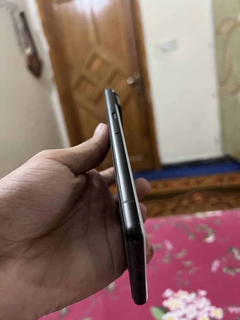Google Pixel 6 4