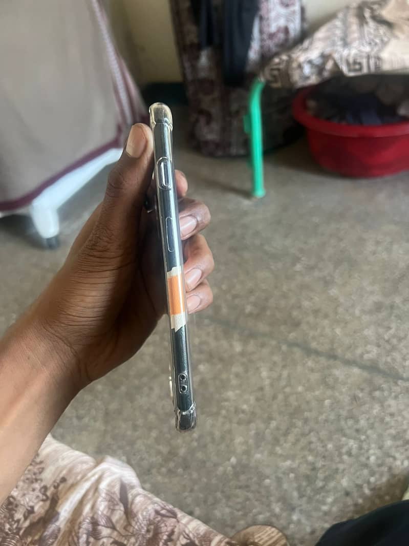 Apple iPhone 7 Plus 1