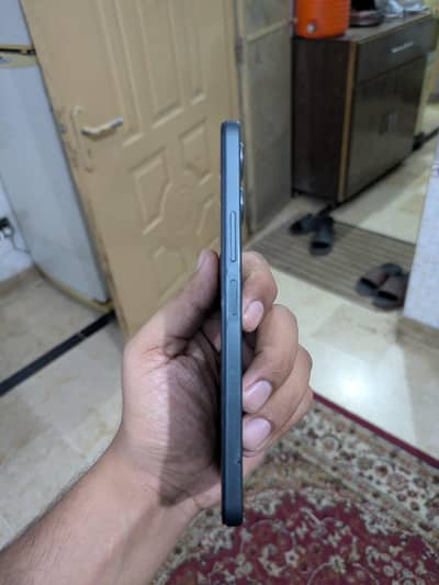 Vivo Y17s