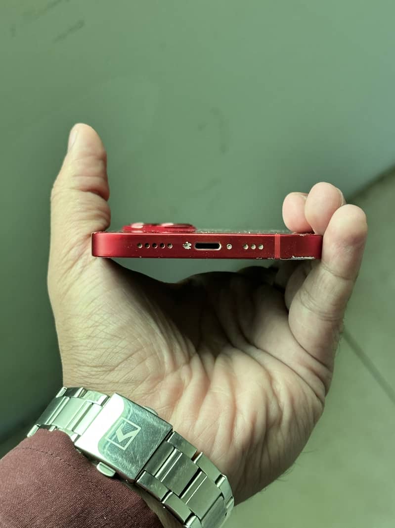 Apple iPhone 13 7