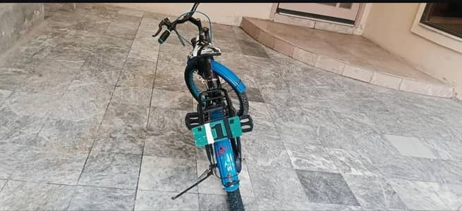 Branded ha Scrial bike brand new bicycle ha urgent sale.