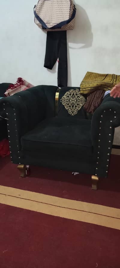 Stylish Drawing Room Sofa Set | Like New