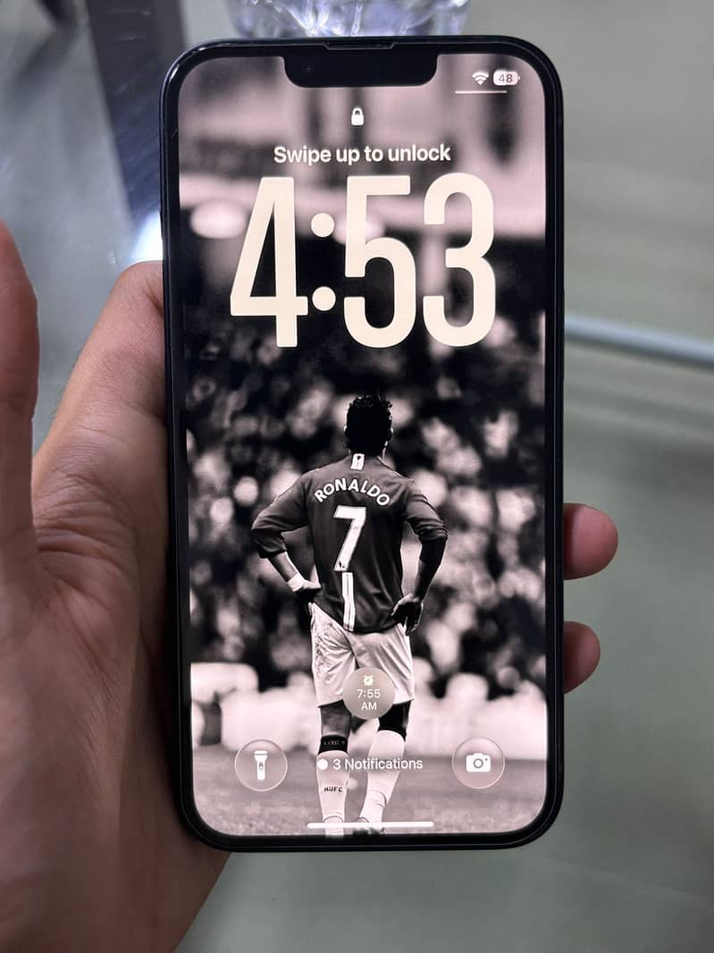 Apple iPhone 14 4