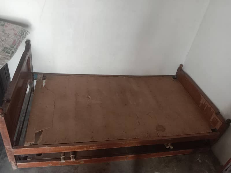 single bed 0