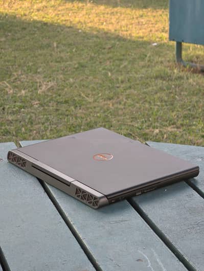 Dell inspiron 7567 gaming laptop