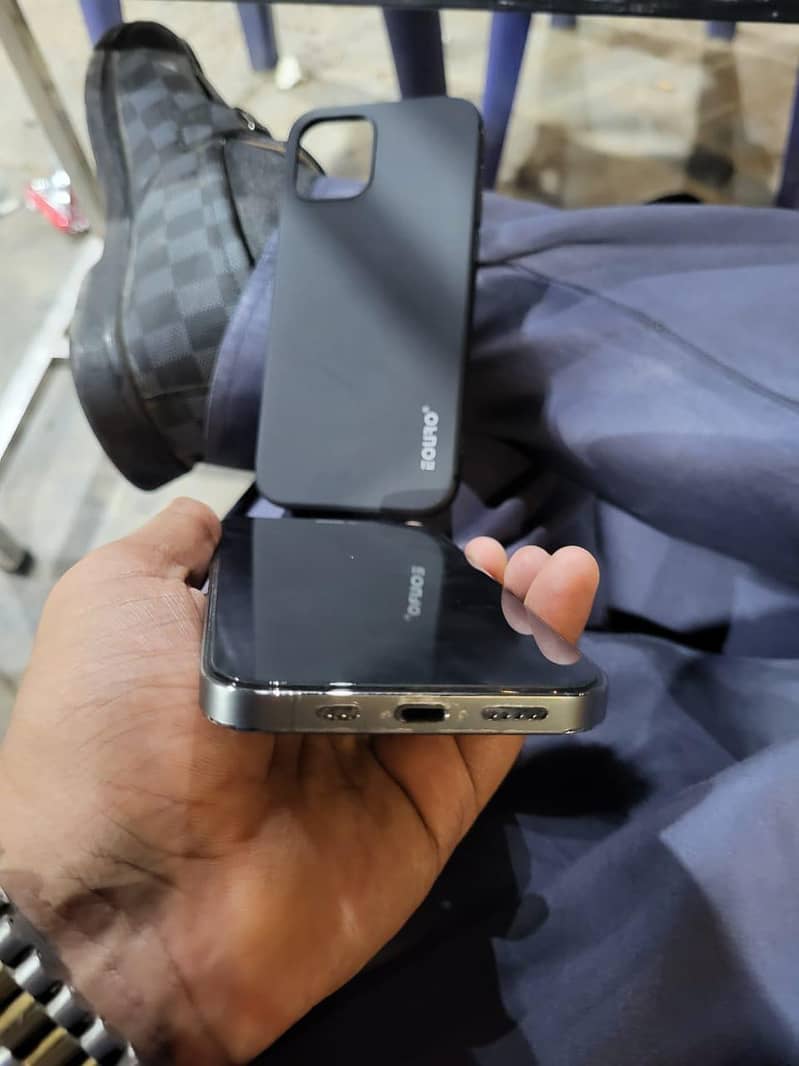iphone 12 pro 0